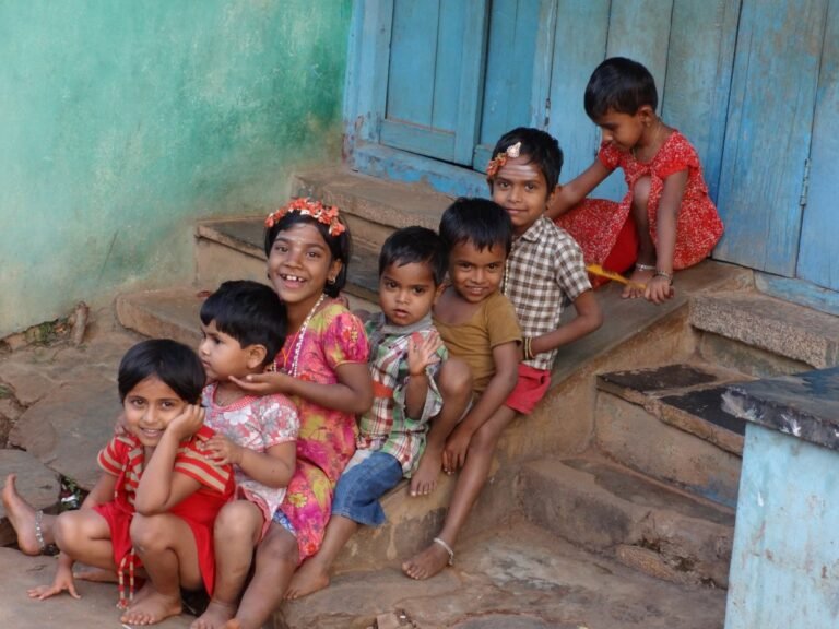 CHILDREN WITHOUT CHILDHOOD